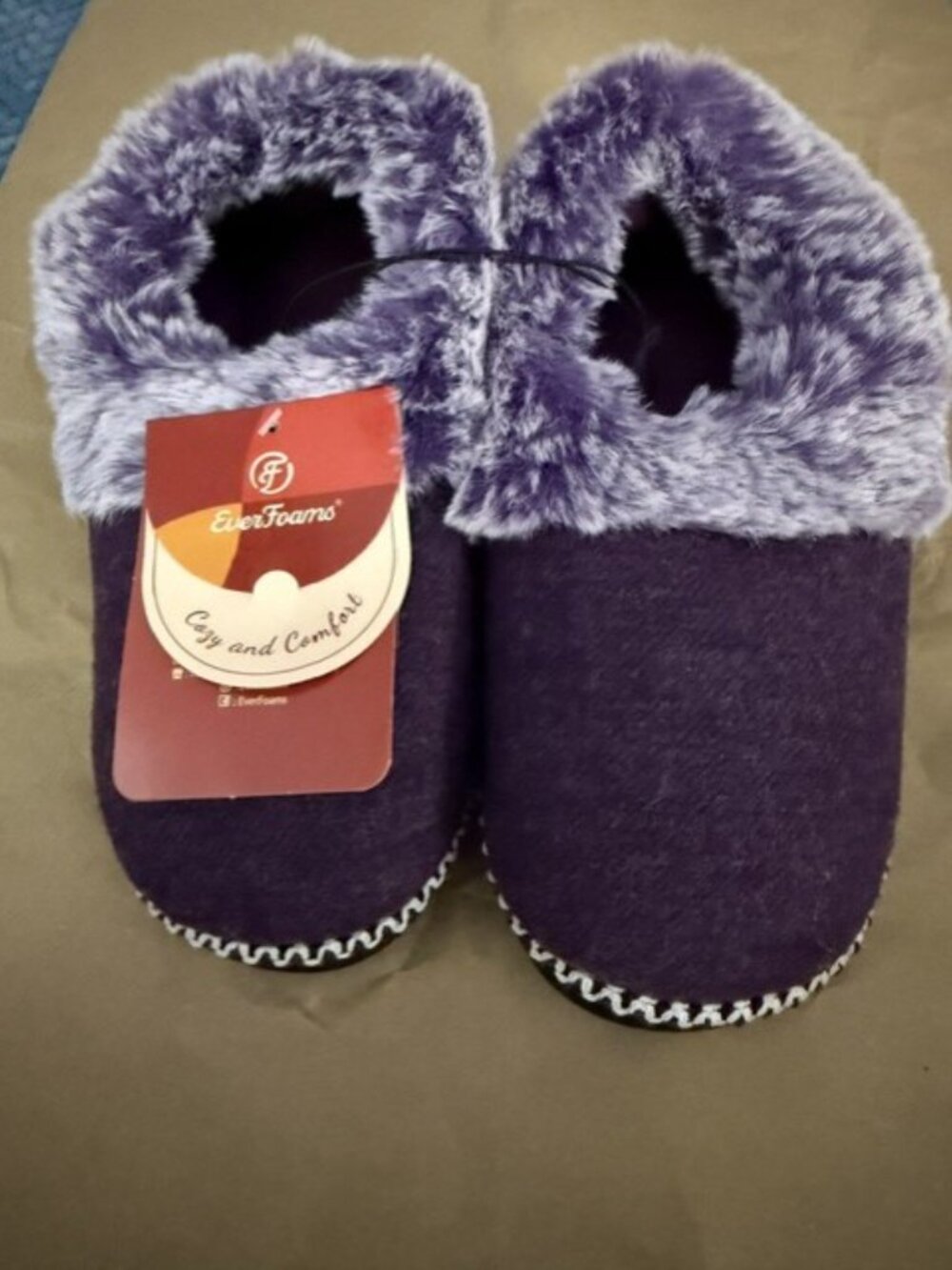 NWT EverFoams Purple Plush Memory Foam Faux Fur Collar Slippers Shoes Size 8